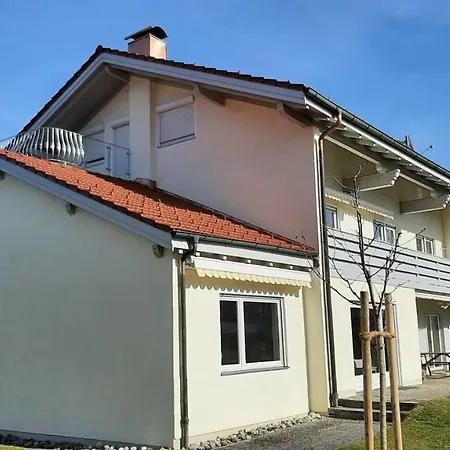 Kunze Apartment *