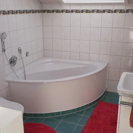 Kunze Apartment *